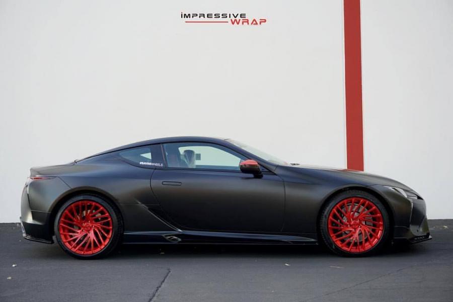  Lexus LC500 Satin Black by Impressive Wrap 2017 года  (фото 4 из 4)